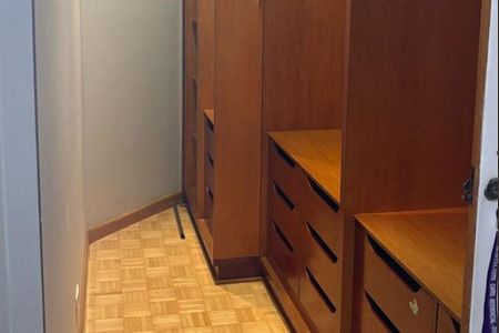 Apartamento à venda com 180m², 3 quartos e 3 vagas Apartamento à venda com 180m², 3 quartos e 3 vagasFoto 09