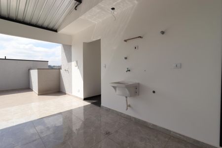 Apartamento à venda com 124m², 2 quartos e 1 vagaÁrea de Serviço