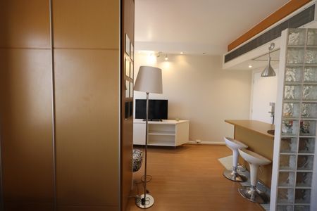 Studio à venda com 30m², 1 quarto e 1 vagaStudio