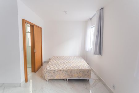 Apartamento à venda com 48m², 1 quarto e sem vaga Apartamento à venda com 48m², 1 quarto e sem vagaSala/Quarto