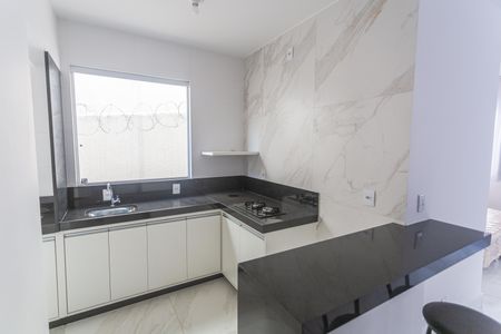 Apartamento à venda com 48m², 1 quarto e sem vaga Apartamento à venda com 48m², 1 quarto e sem vagaCozinha