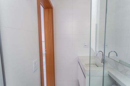 Apartamento à venda com 48m², 1 quarto e sem vaga Apartamento à venda com 48m², 1 quarto e sem vagaBanheiro Social