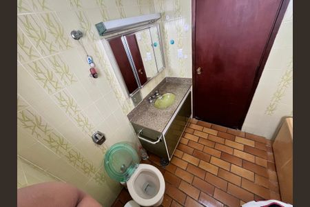 Casa à venda com 200m², 5 quartos e 2 vagasBanheiro 1