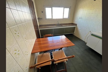 Casa à venda com 200m², 5 quartos e 2 vagasCozinha