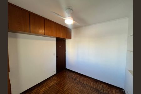Casa à venda com 200m², 5 quartos e 2 vagasQuarto 2