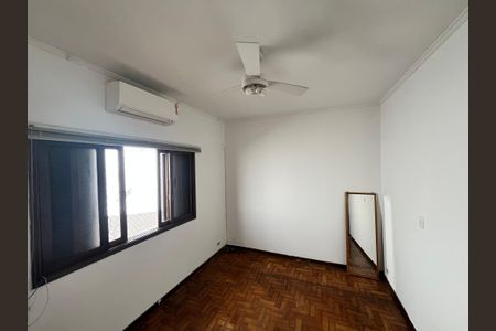 Casa à venda com 200m², 5 quartos e 2 vagasQuarto 1