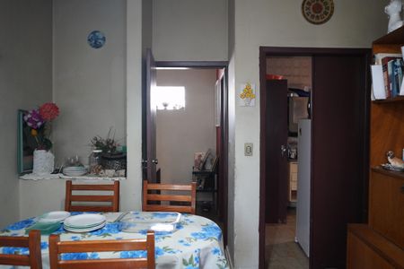 Casa à venda com 516m², 6 quartos e 9 vagasEdicula