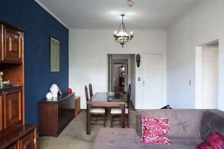 Casa à venda com 516m², 6 quartos e 9 vagasSala