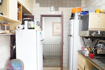 Casa à venda com 516m², 6 quartos e 9 vagasEdicula