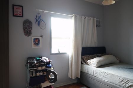 Casa à venda com 516m², 6 quartos e 9 vagasQuarto 2