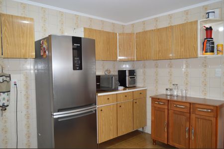 Casa à venda com 220m², 3 quartos e 2 vagasCozinha