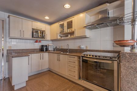 Apartamento à venda com 230m², 3 quartos e 2 vagasCozinha