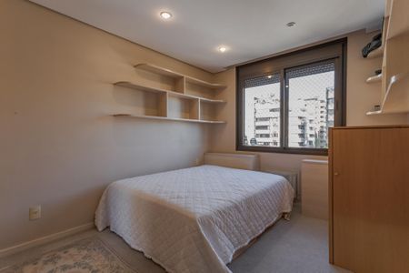 Apartamento à venda com 230m², 3 quartos e 2 vagasQuarto 2