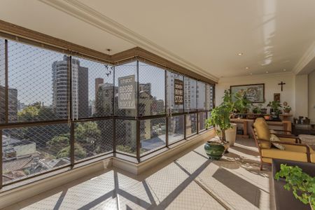 Apartamento à venda com 230m², 3 quartos e 2 vagasSala