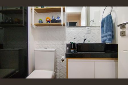 Apartamento à venda com 63m², 2 quartos e 1 vaga Apartamento à venda com 63m², 2 quartos e 1 vagaBanheiro Social