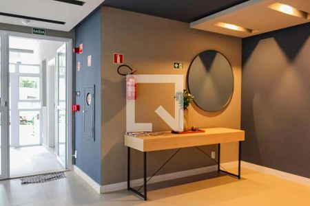 Studio à venda com 28m², 1 quarto e sem vaga Studio à venda com 28m², 1 quarto e sem vagaHall social