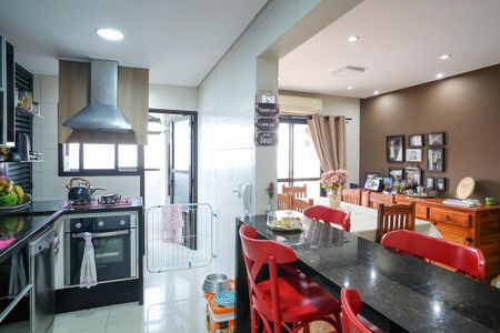 Apartamento à venda com 110m², 3 quartos e 2 vagasCozinha