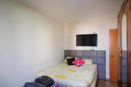 Apartamento à venda com 110m², 3 quartos e 2 vagasQuarto 2