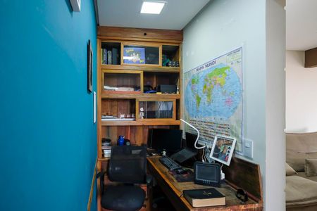 Apartamento à venda com 110m², 3 quartos e 2 vagasEscritório