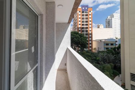 Apartamento à venda com 40m², 2 quartos e sem vaga Apartamento à venda com 40m², 2 quartos e sem vagaVaranda