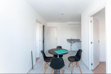 Apartamento à venda com 40m², 2 quartos e sem vaga Apartamento à venda com 40m², 2 quartos e sem vagaSala/Cozinha