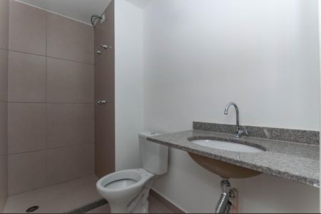 Apartamento à venda com 40m², 2 quartos e sem vaga Apartamento à venda com 40m², 2 quartos e sem vagaBanheiro Social