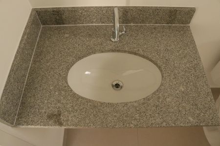 Apartamento à venda com 28m², 1 quarto e sem vagaBanheiro