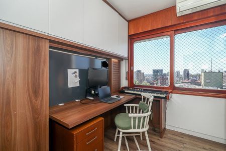 Apartamento para alugar com 210m², 4 quartos e 2 vagasQuarto 1