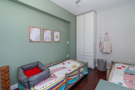 Apartamento para alugar com 210m², 4 quartos e 2 vagasQuarto 2