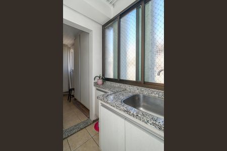 Apartamento para alugar com 210m², 4 quartos e 2 vagasÁrea de Serviço