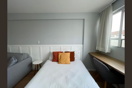 Apartamento à venda com 27m², 1 quarto e sem vaga Apartamento à venda com 27m², 1 quarto e sem vagaStudio