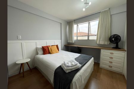 Apartamento à venda com 27m², 1 quarto e sem vaga Apartamento à venda com 27m², 1 quarto e sem vagaStudio
