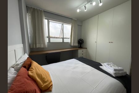 Apartamento à venda com 27m², 1 quarto e sem vaga Apartamento à venda com 27m², 1 quarto e sem vagaStudio