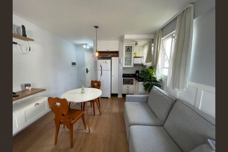 Apartamento à venda com 27m², 1 quarto e sem vaga Apartamento à venda com 27m², 1 quarto e sem vagaStudio