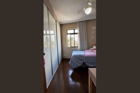 Apartamento à venda com 160m², 4 quartos e 2 vagas Apartamento à venda com 160m², 4 quartos e 2 vagasquarto 3