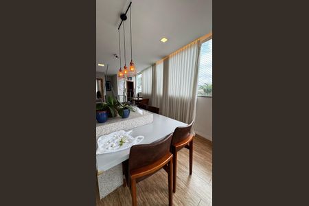 Apartamento à venda com 160m², 4 quartos e 2 vagas Apartamento à venda com 160m², 4 quartos e 2 vagassala 2