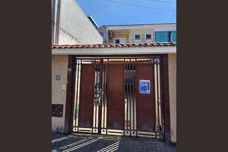Casa à venda com 107m², 3 quartos e 2 vagas Casa à venda com 107m², 3 quartos e 2 vagasFachada/Placa