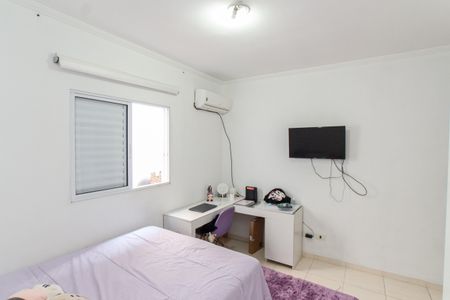 Casa à venda com 107m², 3 quartos e 2 vagas Casa à venda com 107m², 3 quartos e 2 vagasQuarto 1