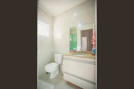 Casa de condomínio à venda com 135m², 3 quartos e 2 vagas Casa de condomínio à venda com 135m², 3 quartos e 2 vagasBanheiro Social