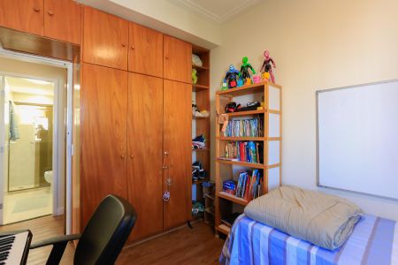 Apartamento à venda com 170m², 3 quartos e 2 vagas Apartamento à venda com 170m², 3 quartos e 2 vagasQuarto 1