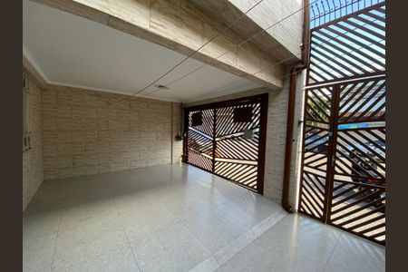 Casa à venda com 200m², 1 quarto e sem vaga Casa à venda com 200m², 1 quarto e sem vagaGaragem