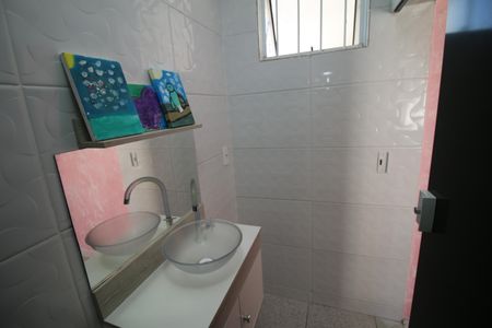 Casa à venda com 130m², 3 quartos e sem vagaBanheiro da Suíte 2