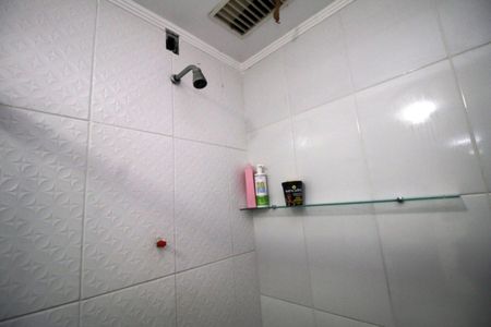 Casa à venda com 130m², 3 quartos e sem vagaBanheiro Social