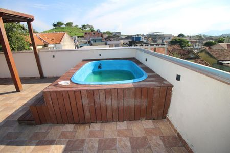 Casa à venda com 130m², 3 quartos e sem vagaPiscina