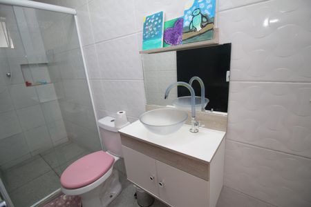 Casa à venda com 130m², 3 quartos e sem vagaBanheiro da Suíte 2