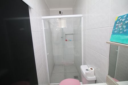 Casa à venda com 130m², 3 quartos e sem vagaBanheiro da Suíte 2