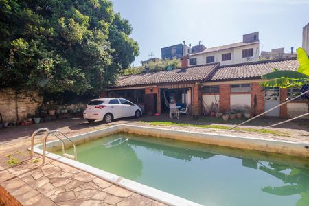 Casa à venda com 300m², 3 quartos e 1 vagaVista