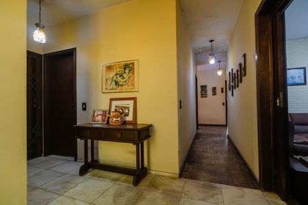 Casa à venda com 300m², 3 quartos e 1 vagaHall de entrada