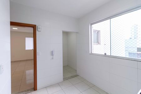 Apartamento à venda com 89m², 2 quartos e 1 vagaCozinha