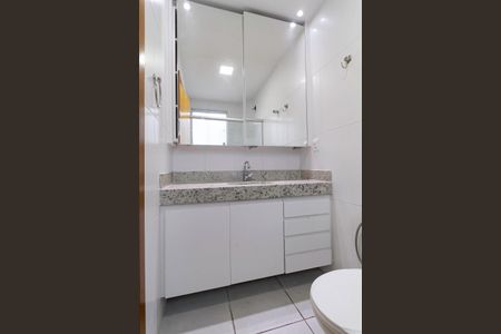 Apartamento à venda com 89m², 2 quartos e 1 vagaBanheiro da suíte